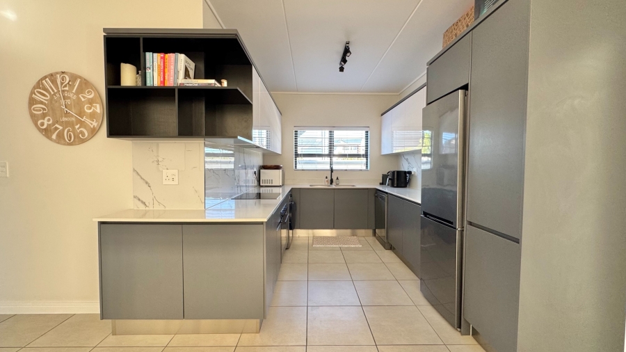 To Let 3 Bedroom Property for Rent in The Huntsman Western Cape